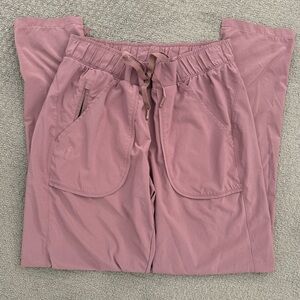 All in Motion by Target women’s joggers in mauve (size XS)